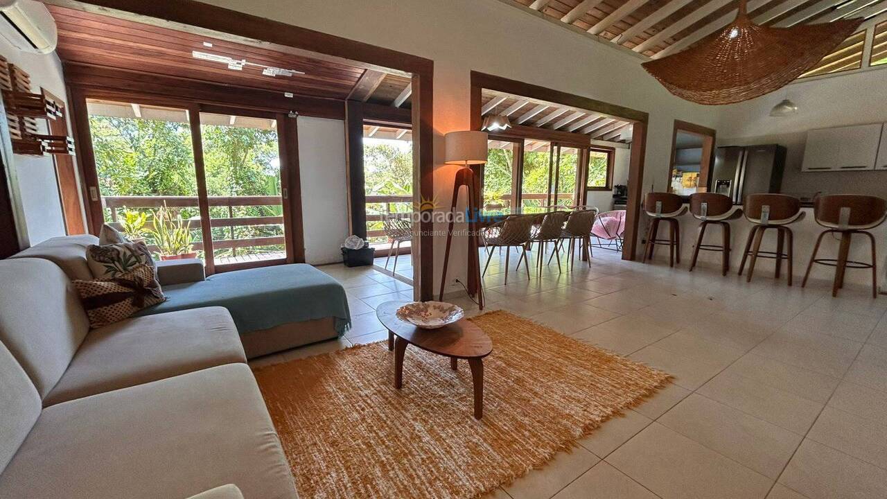 Casa para alquiler de vacaciones em Ubatuba (Praia Vermelha do Centro)
