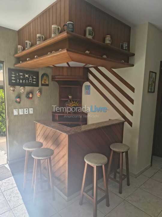 Casa para aluguel de temporada em Guarujá (Praia do Pernambuco)