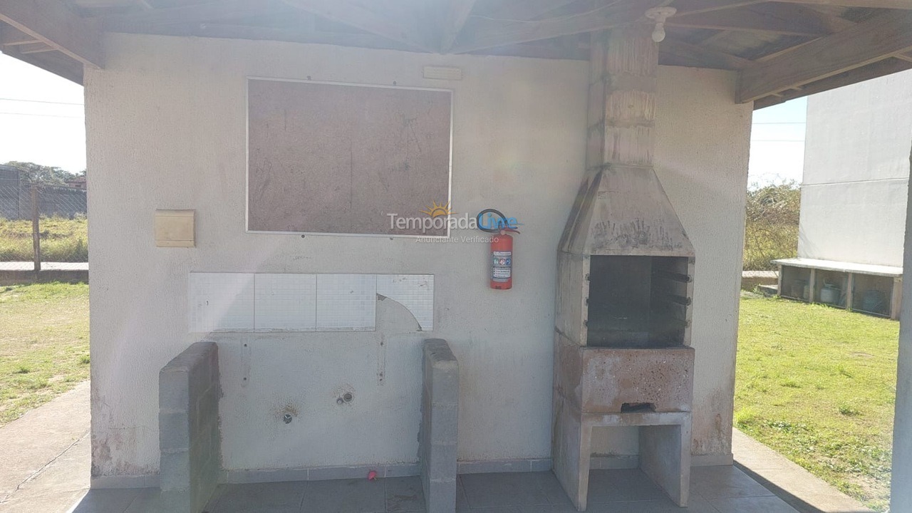 Apartamento para aluguel de temporada em Itanhaém (Jardim Guapura)