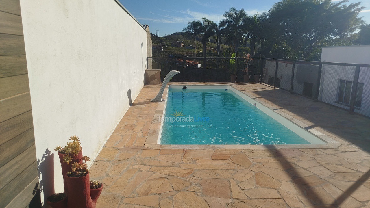 Granja para alquiler de vacaciones em Cachoeira Paulista (Bairro Sapé)