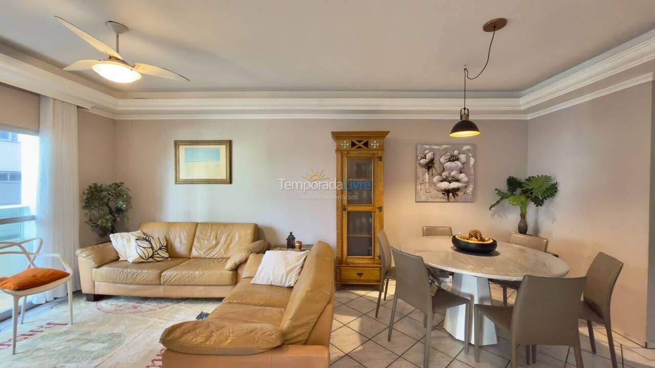 Apartamento para aluguel de temporada em Balneário Camboriú (Praia Central)