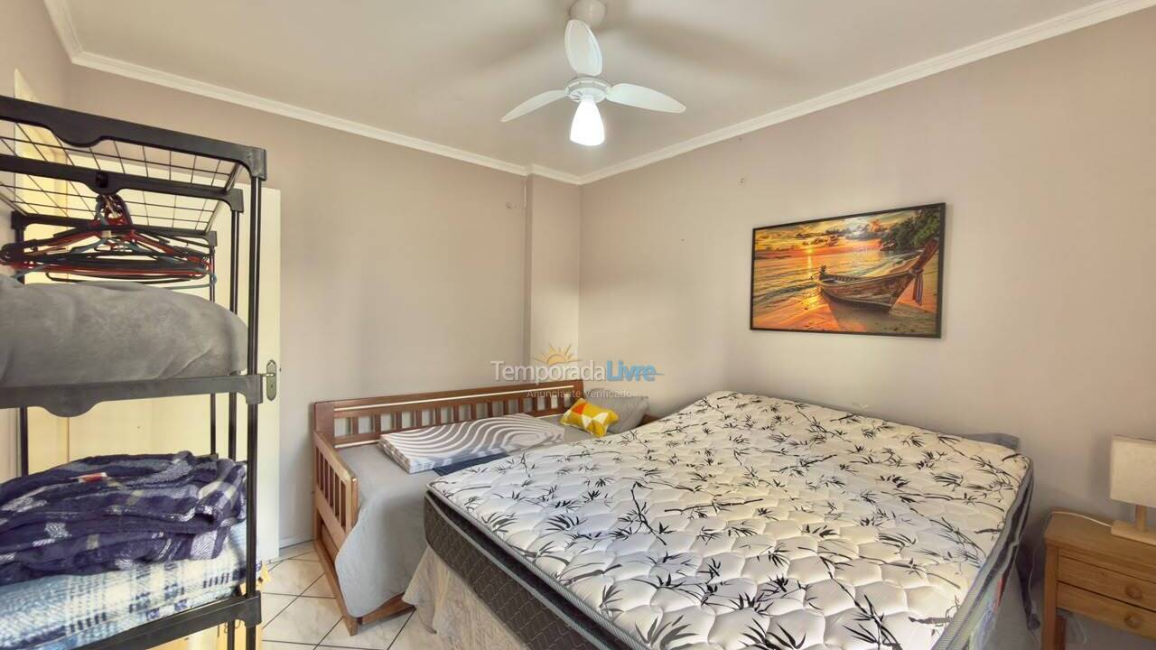 Apartamento para aluguel de temporada em Balneário Camboriú (Praia Central)