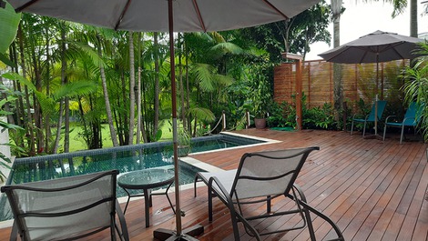 Casa em Condomínio resort de Juquehy.
