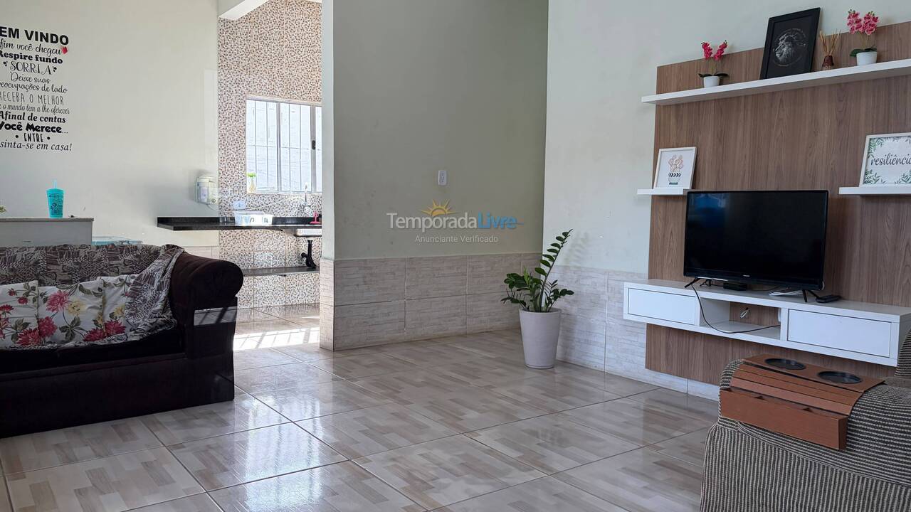 Casa para aluguel de temporada em Ubatuba (Jardim Carolina)