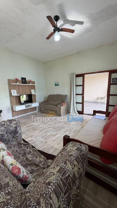 Casa para aluguel de temporada em Ubatuba (Jardim Carolina)