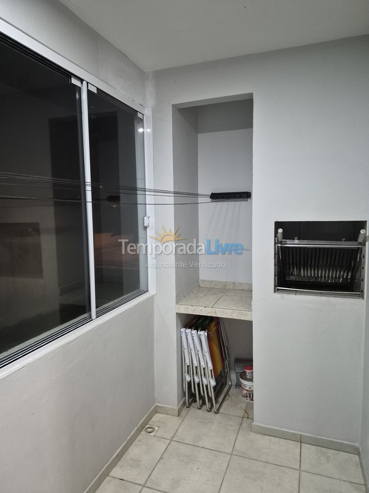 Apartamento para aluguel de temporada em São Francisco do Sul (Ubatuba)