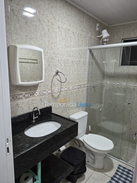 Apartamento para aluguel de temporada em São Francisco do Sul (Ubatuba)