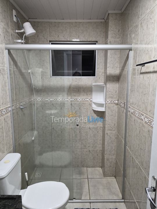 Apartamento para aluguel de temporada em São Francisco do Sul (Ubatuba)