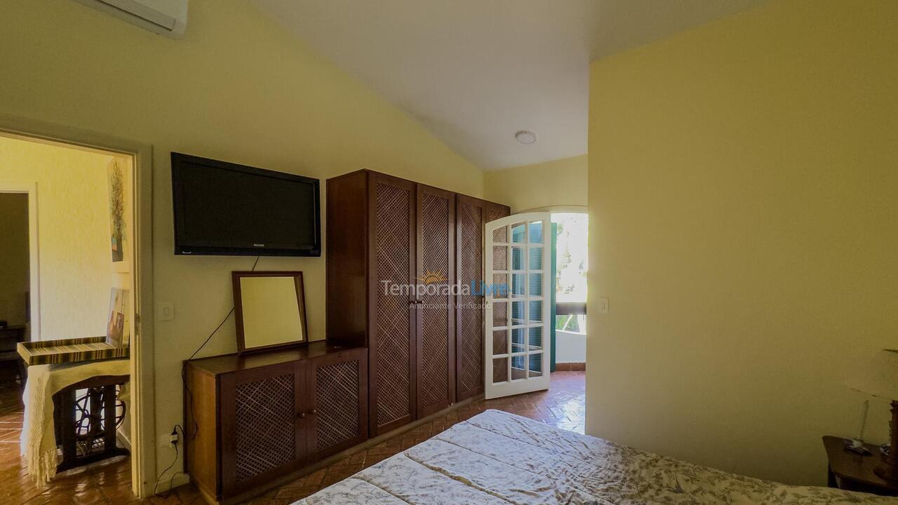 House for vacation rental in São Sebastião (Praia da Baleia)