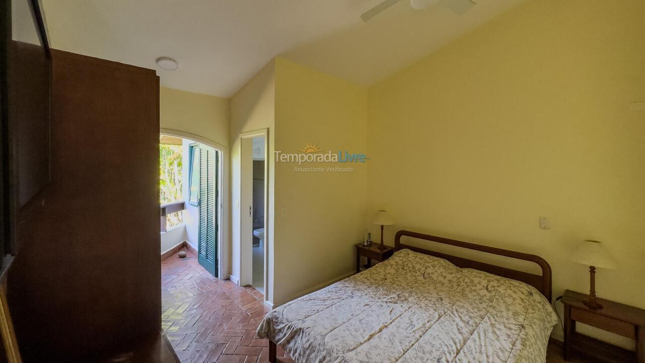 House for vacation rental in São Sebastião (Praia da Baleia)