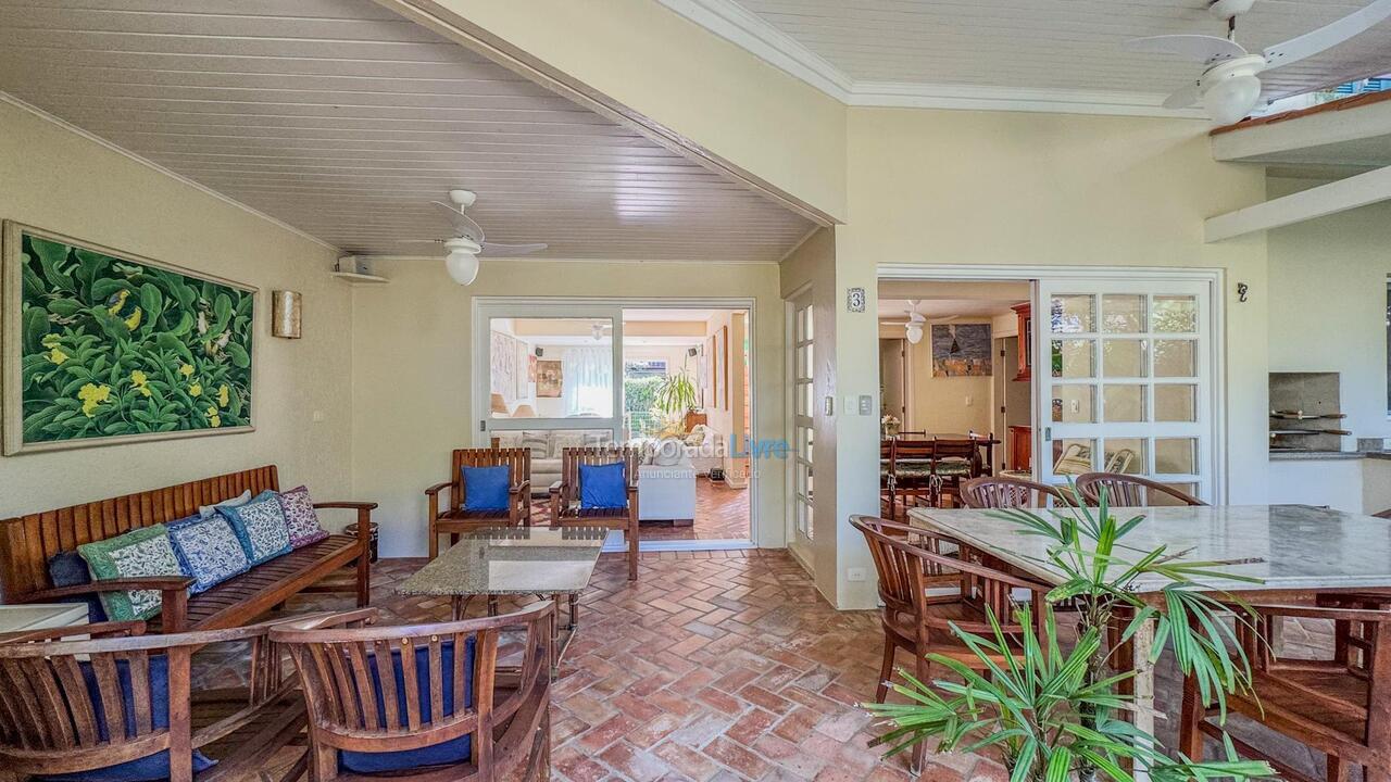 House for vacation rental in São Sebastião (Praia da Baleia)