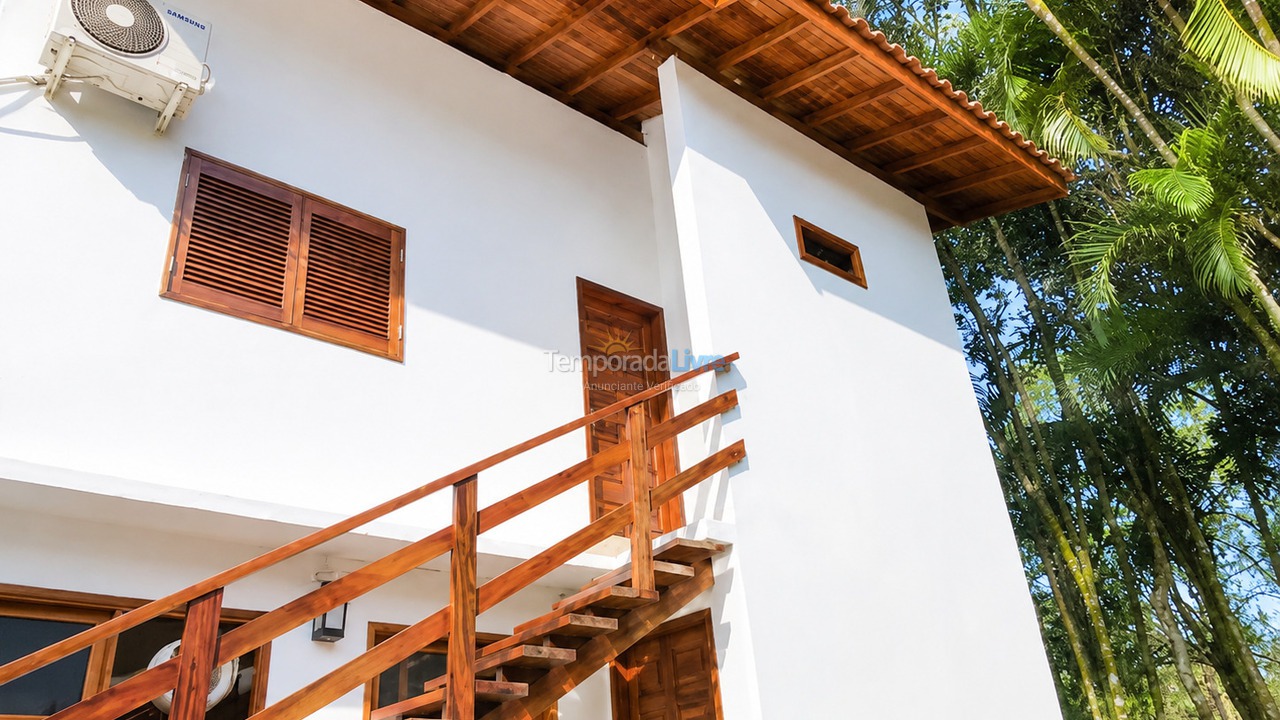 Casa para aluguel de temporada em Ubatuba (Praia de Itamambuca)