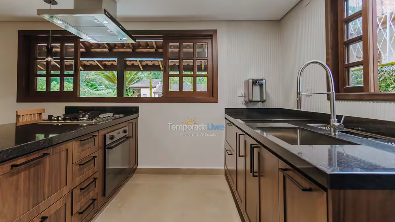 Casa para alquiler de vacaciones em São Sebastião (Juquehy)