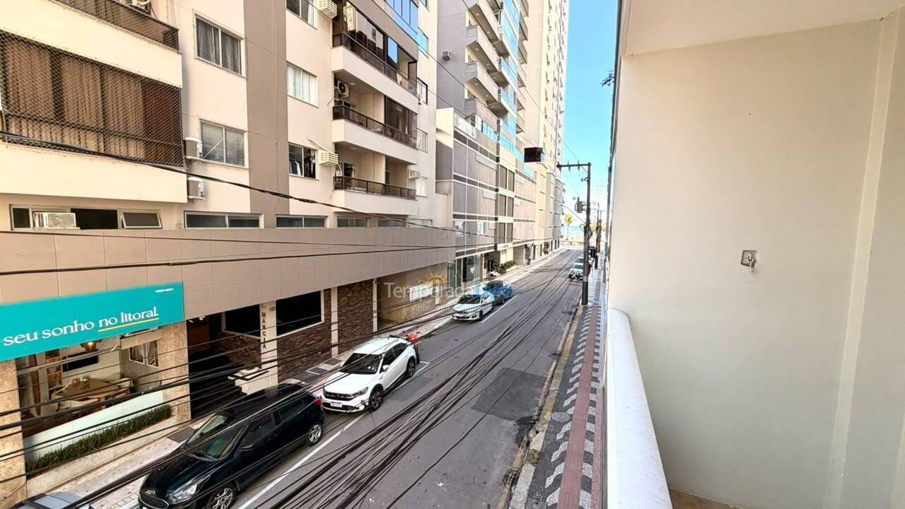 Apartamento para aluguel de temporada em Balneário Camboriú (Praia Central)