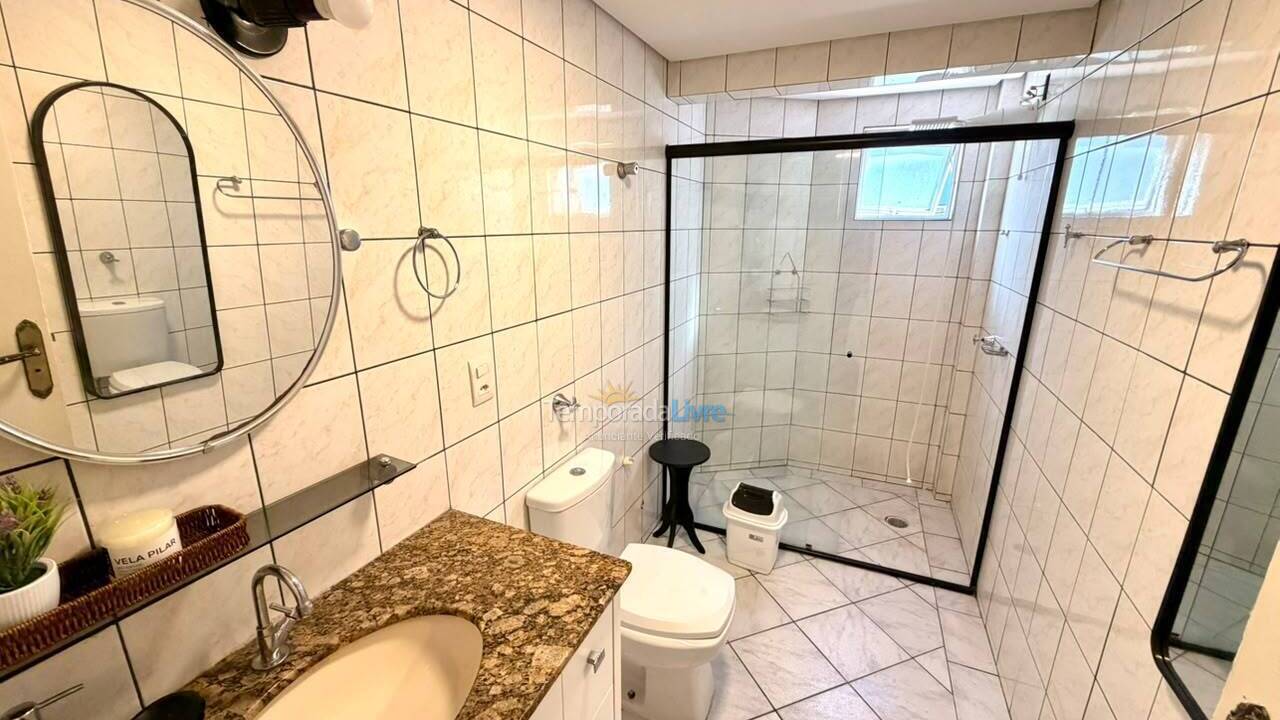 Apartamento para aluguel de temporada em Balneário Camboriú (Praia Central)
