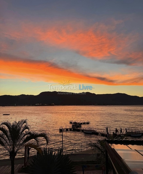 Casa para aluguel de temporada em Ilhabela (Perequê)