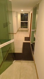 Apartamento Cabo Frio com piscina