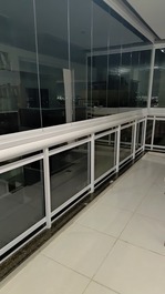 Apartamento Cabo Frio com piscina