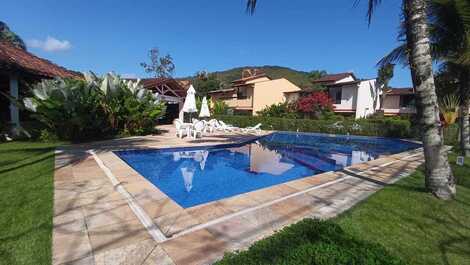 Whale, 4 bedrooms (all en-suite), shared pool, barbecue, 3 parking spaces