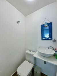 Whale, 4 bedrooms (all en-suite), shared pool, barbecue, 3 parking spaces