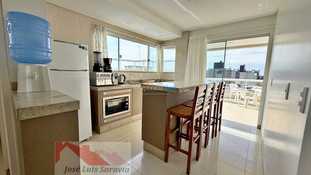 Apartamento para aluguel de temporada em Bombinhas (Praia de Bombas)