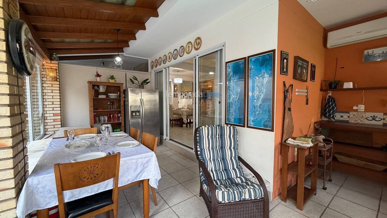 Casa para alquiler de vacaciones em Florianopolis (Jurerê Internacional)