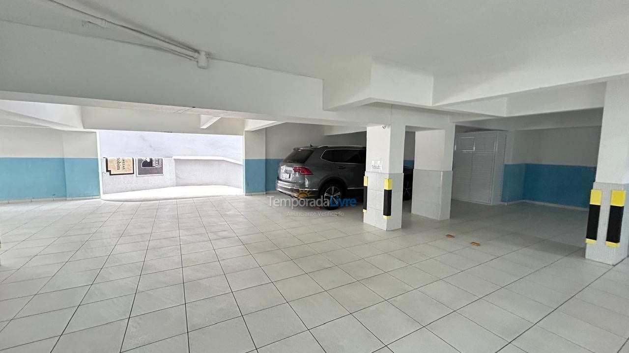 Apartment for vacation rental in Itapema (Meia Praia)