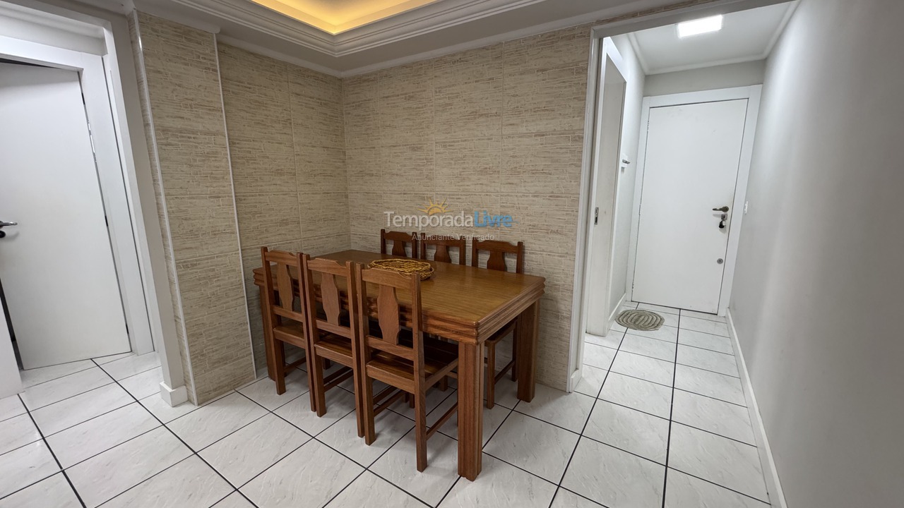 Apartment for vacation rental in Itapema (Meia Praia)