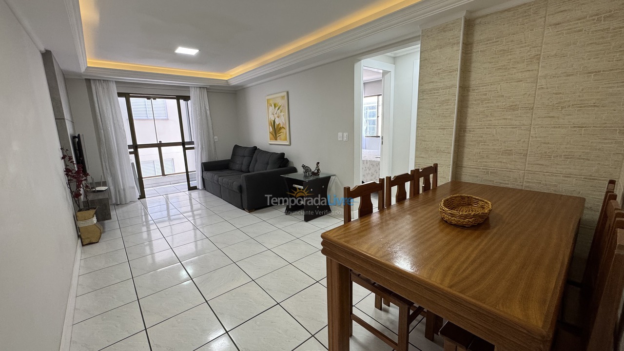 Apartment for vacation rental in Itapema (Meia Praia)