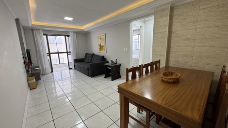 Side view of the sea, 2 bedrooms, Meia Praia.