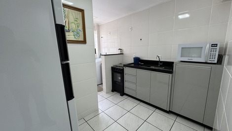 Side view of the sea, 2 bedrooms, Meia Praia.