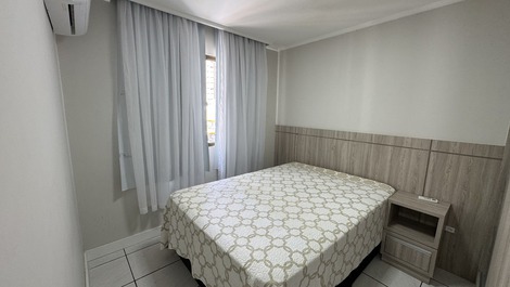 Side view of the sea, 2 bedrooms, Meia Praia.