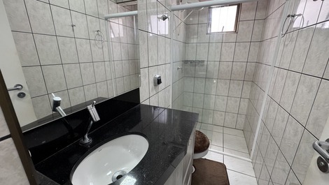 Side view of the sea, 2 bedrooms, Meia Praia.