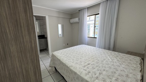 Side view of the sea, 2 bedrooms, Meia Praia.