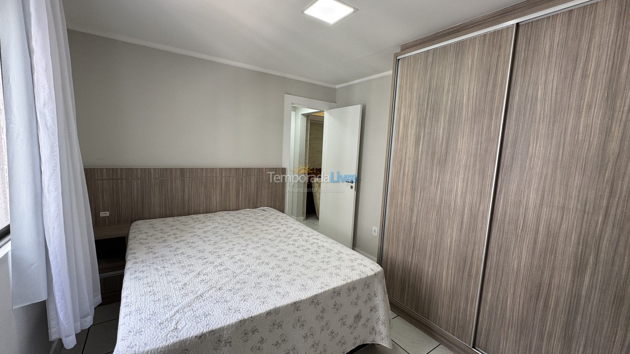 Apartment for vacation rental in Itapema (Meia Praia)