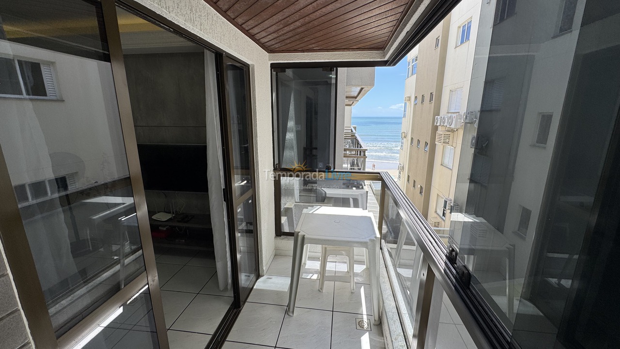 Apartment for vacation rental in Itapema (Meia Praia)