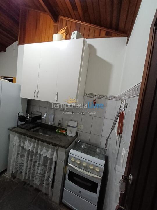 Casa para alquiler de vacaciones em Bertioga (Praia de Guaratuba)