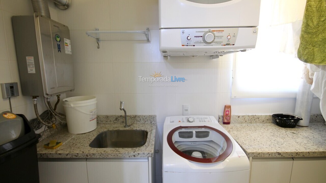 Apartment for vacation rental in Itapema (Meia Praia)