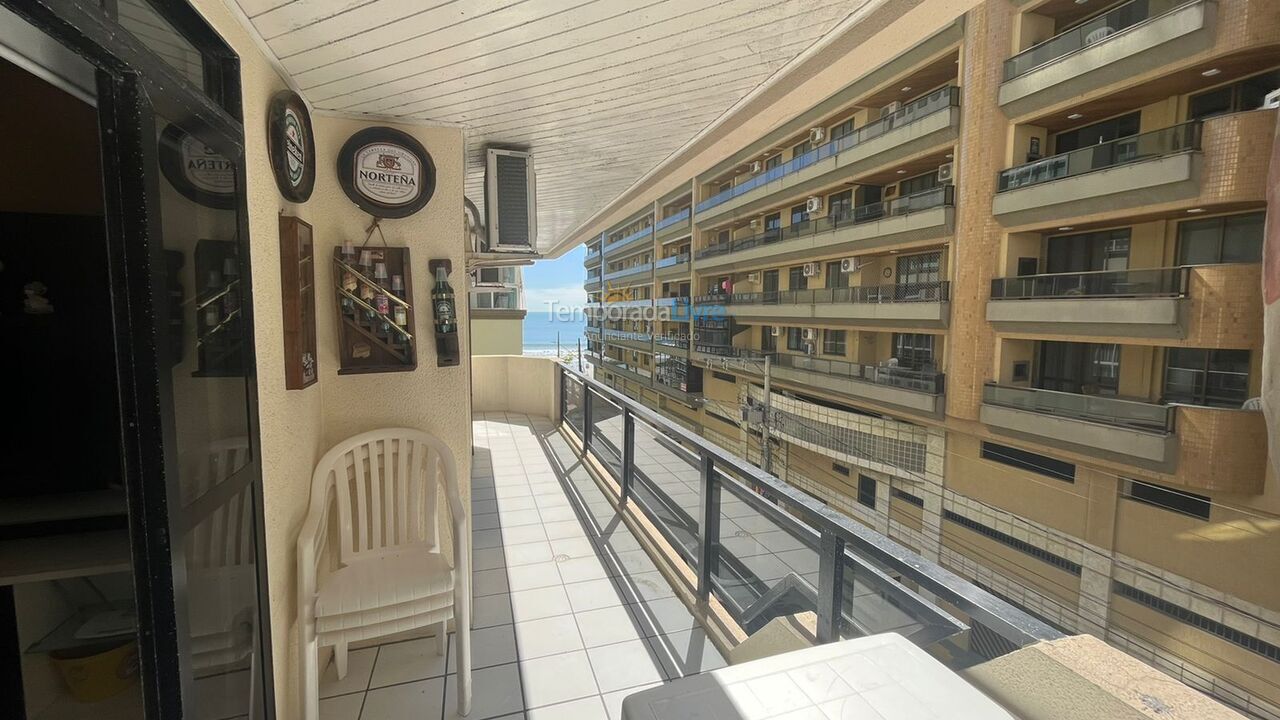 Apartamento para aluguel de temporada em Itapema (Meia Praia)