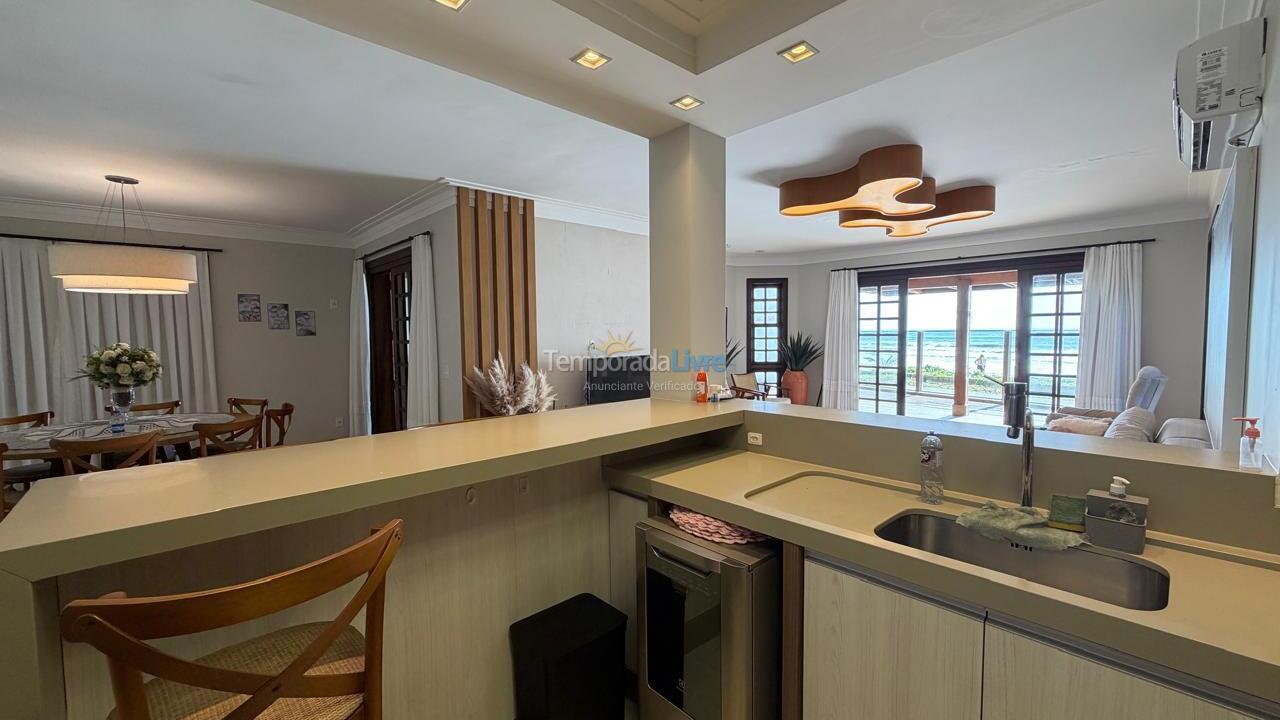 House for vacation rental in Bombinhas (Praia de Bombas)