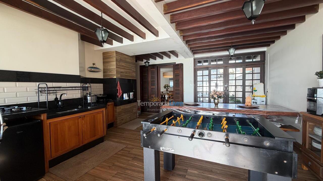 House for vacation rental in Bombinhas (Praia de Bombas)