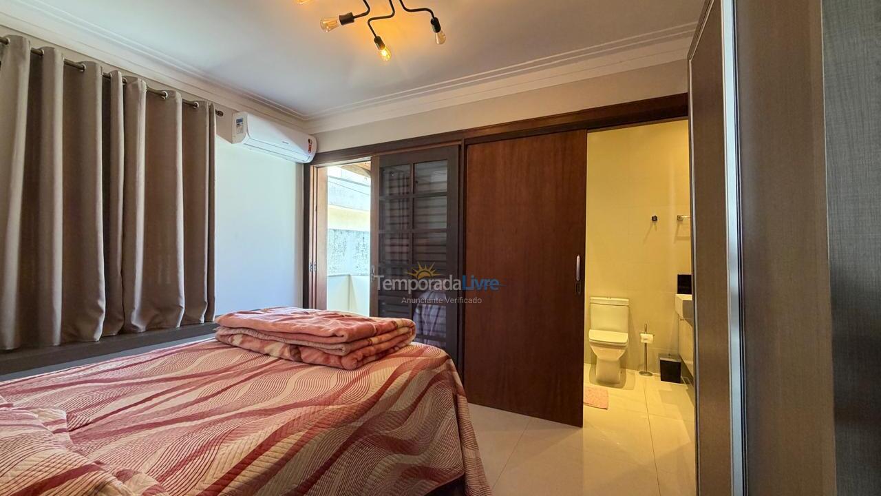 House for vacation rental in Bombinhas (Praia de Bombas)