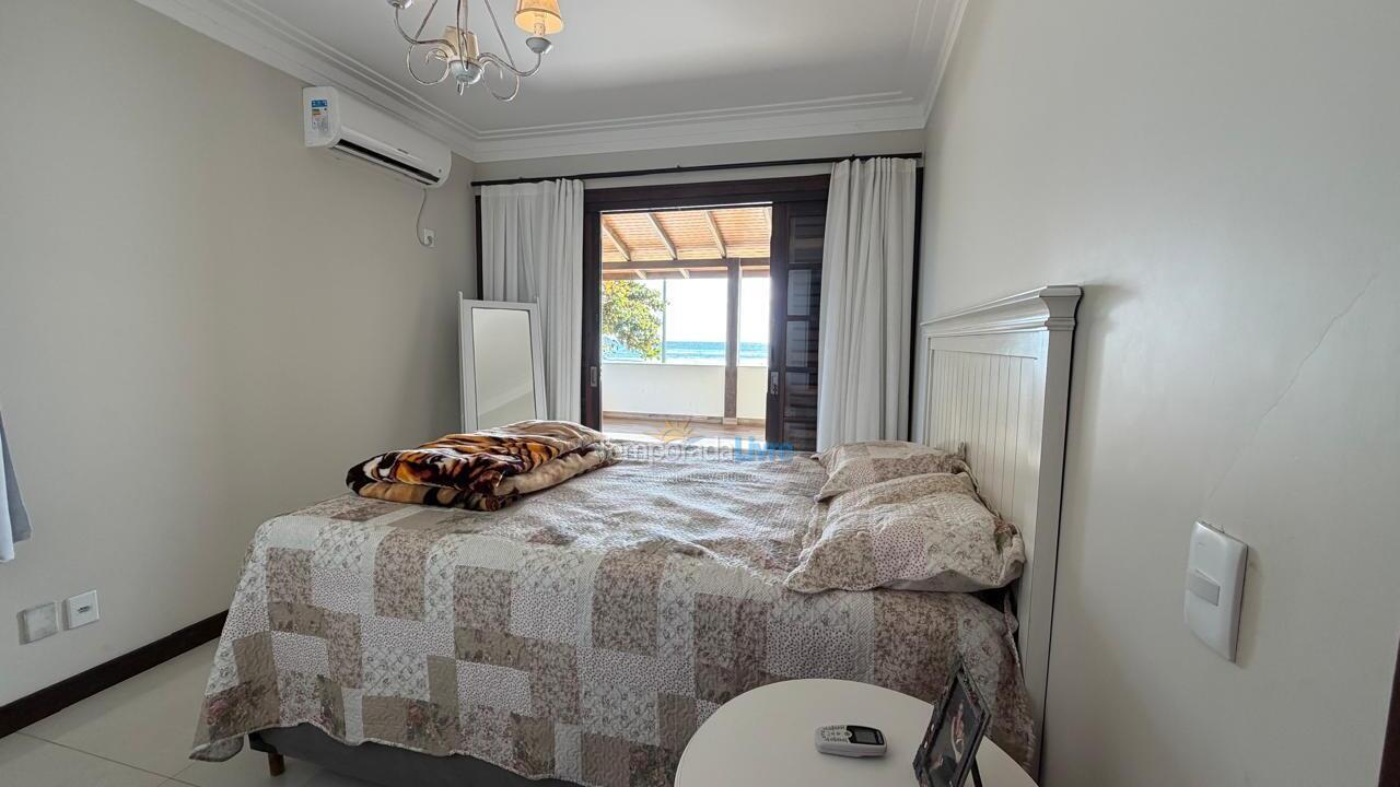 House for vacation rental in Bombinhas (Praia de Bombas)