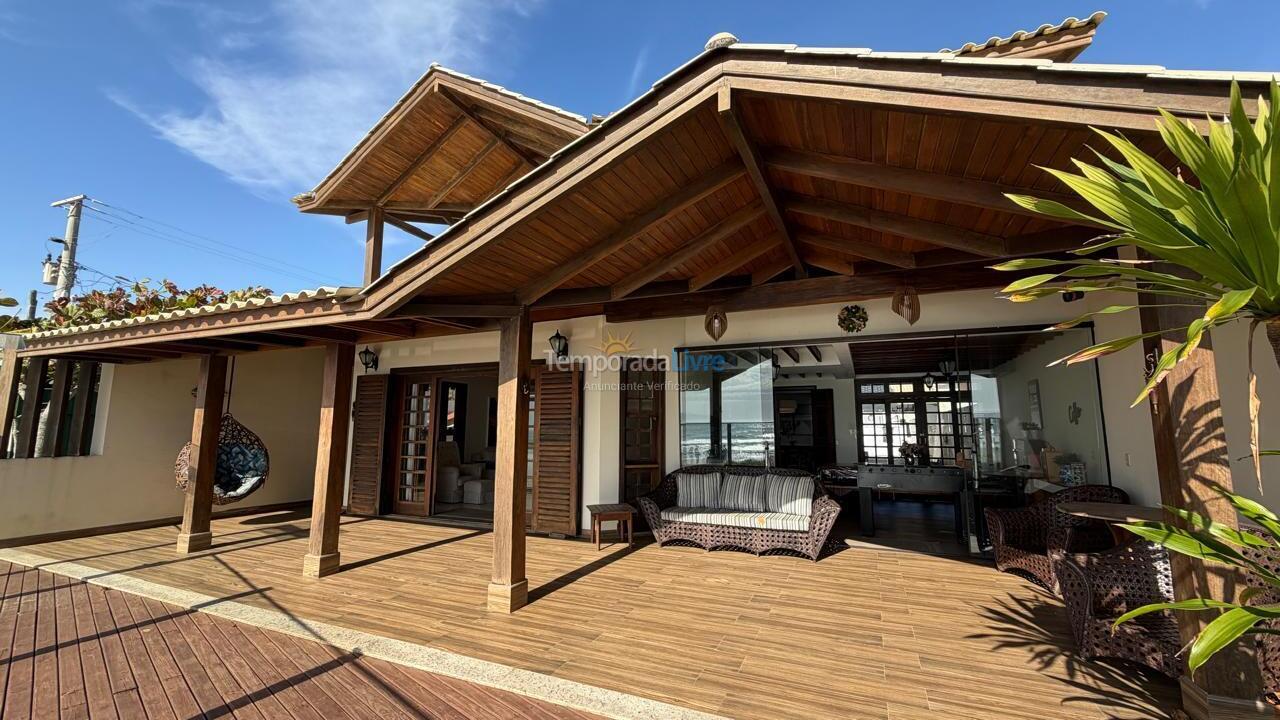 House for vacation rental in Bombinhas (Praia de Bombas)