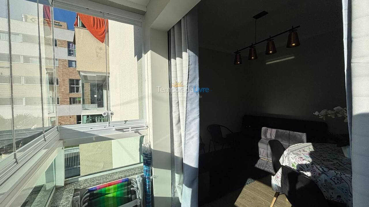 Apartamento para alquiler de vacaciones em Governador Celso Ramos (Praia de Palmas)