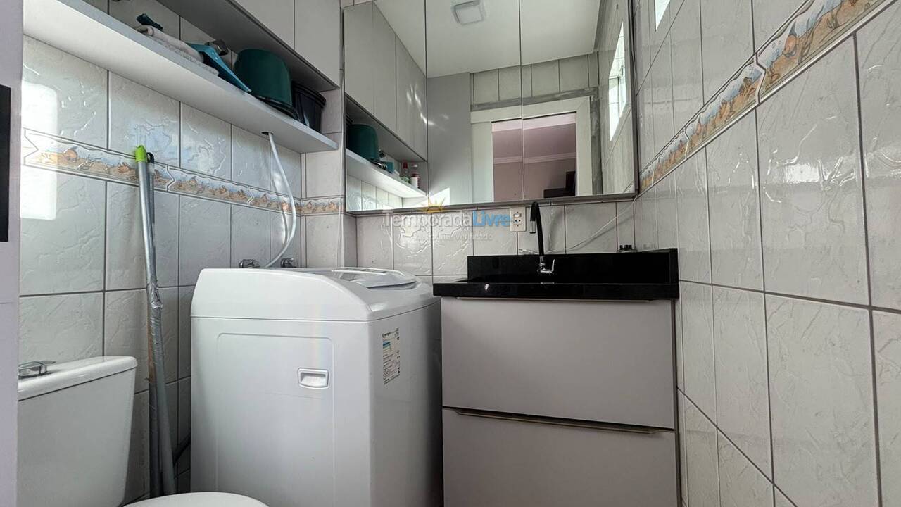 Apartamento para alquiler de vacaciones em Governador Celso Ramos (Praia de Palmas)