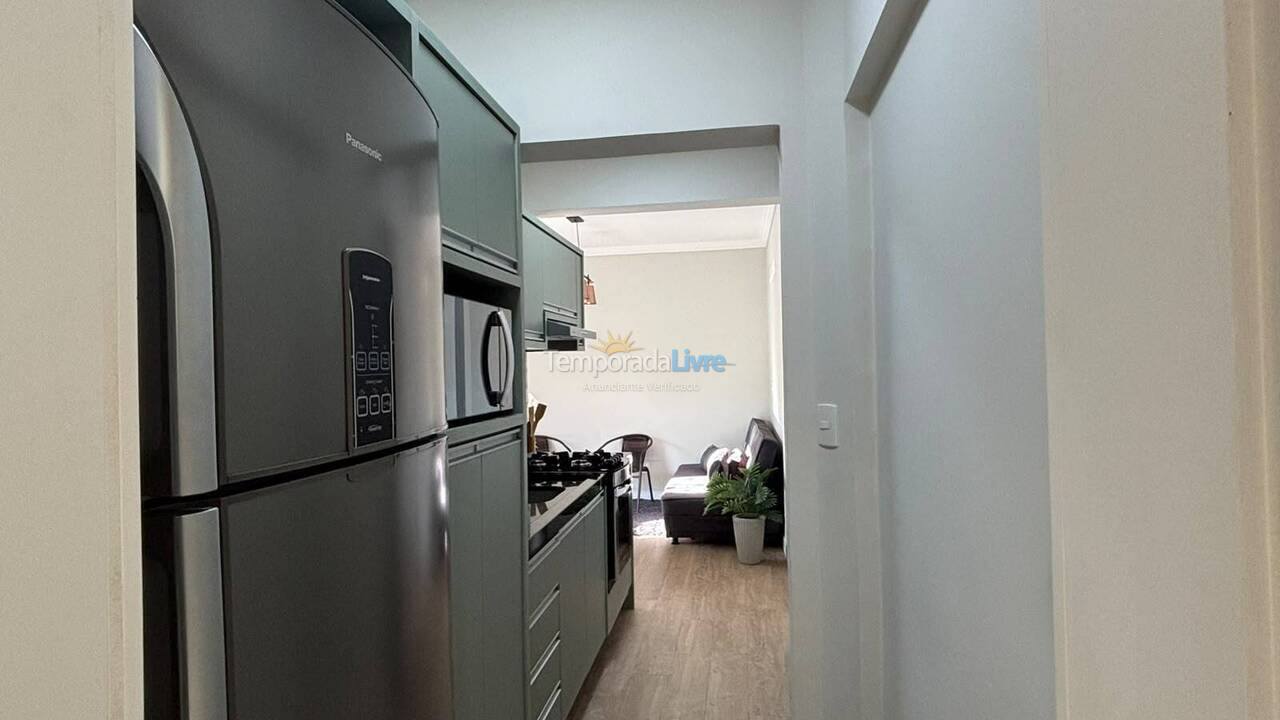 Apartamento para alquiler de vacaciones em Governador Celso Ramos (Praia de Palmas)