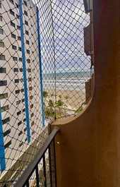 Vista mar pela sacada do quarto principal 