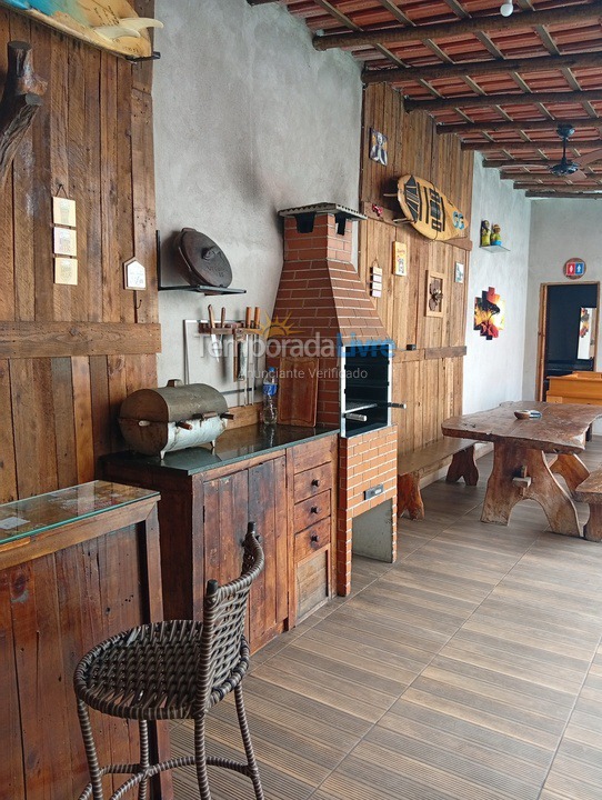Casa para alquiler de vacaciones em Serra (Jacaraípe)