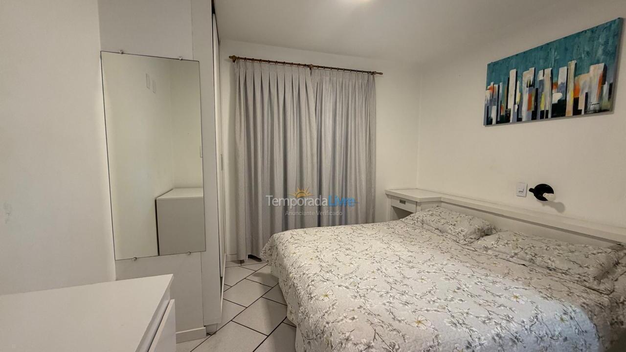 Apartamento para aluguel de temporada em Bombinhas (Praia de Bombas)